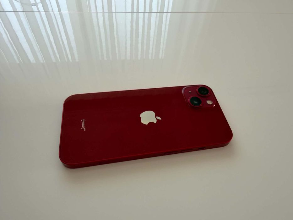 Vand iphone 13 128 rosu