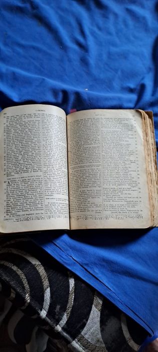 Biblie vechiul pana la noul testamnet