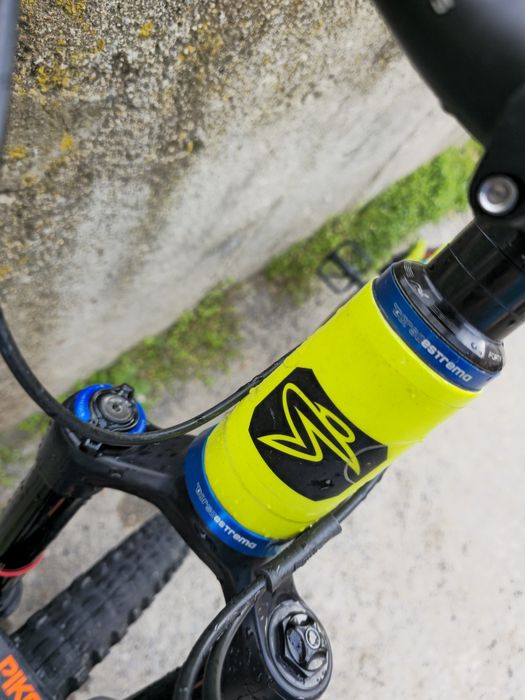 Santa cruz Bronson 27.5 M размер Rockshox Pike 1x11 XT  хидравлика XT