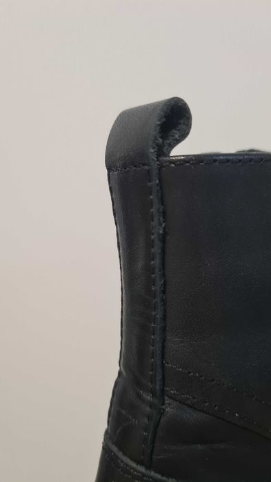 Дамски черни ботуши