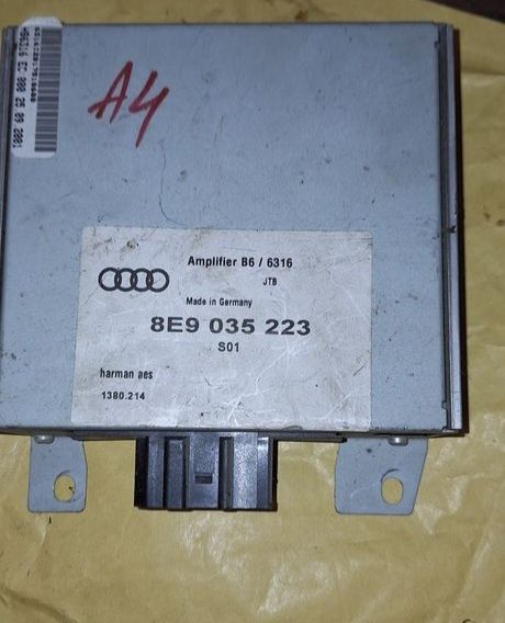 Amplificator audio radio