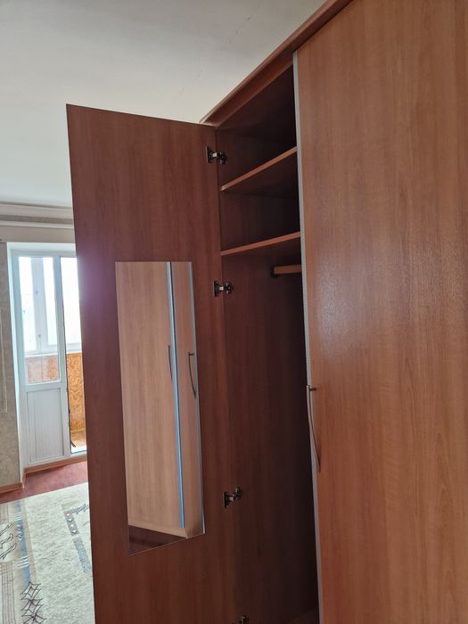 Продам шкаф для одежды