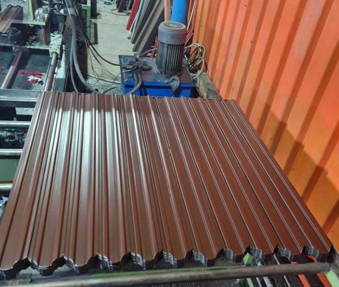 Vând șipcă metalica de gard la cele mai bune preturi disponibile