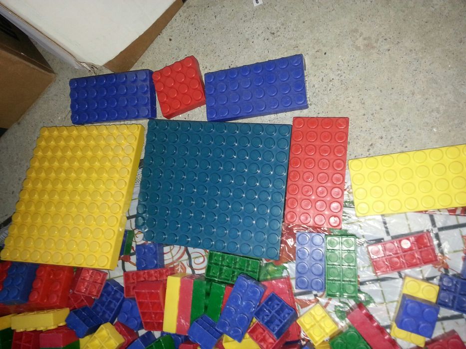 Jucării constructie