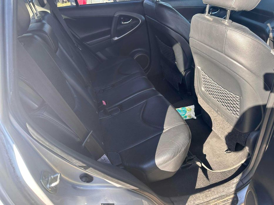 НА ЧАСТИ Toyota Rav4 2.2 D-Cat 177к.с 2008г