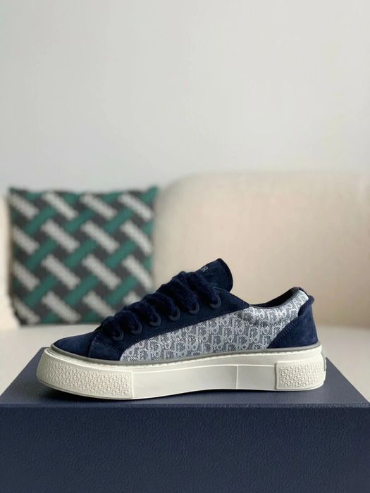 CD B33 / Brown / Light Grey / Grey