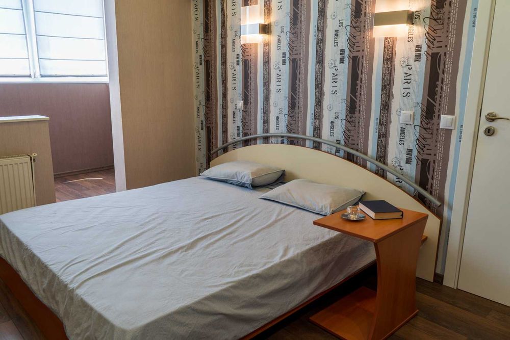 Продава се Четиристаен апартамент в Добрич, Христо Ботев - 98 кв.м за 1072 €/кв.м - Снимка #12