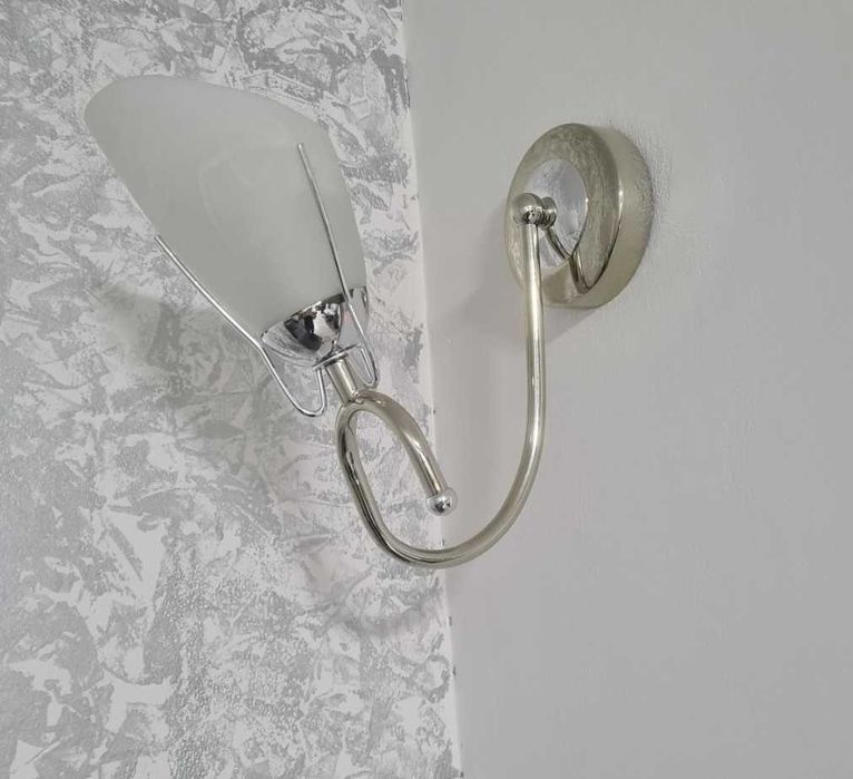 Комплект абажури - осветителни тела, лампи за таван и стена