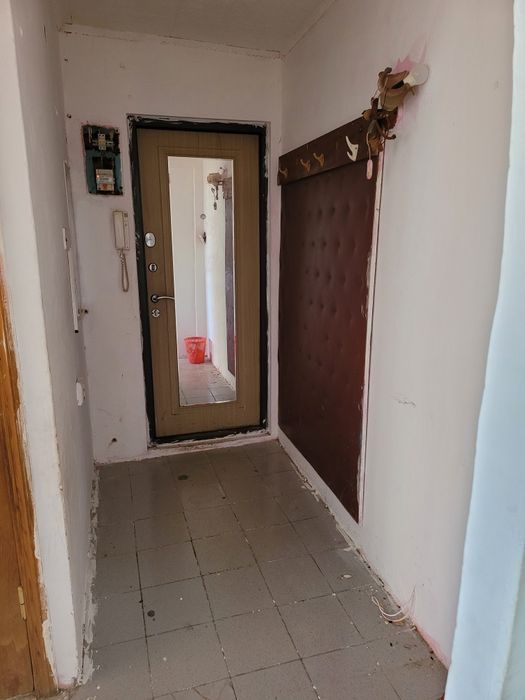 Продам квартиру двухкомнатную