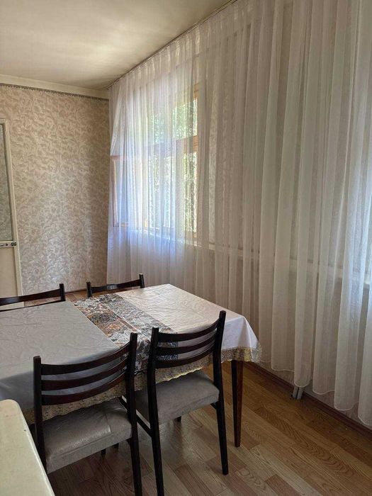 Продается 2 комнатная квартира на Карасу 1 СРОЧНО!