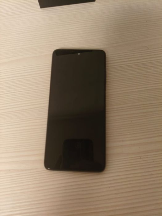 Poko x3  Телефон