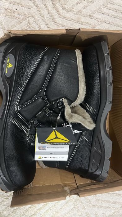 Зимние ботинки Delta plus