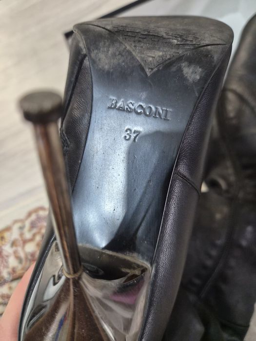 Кожаные самого Basconi 37 размер