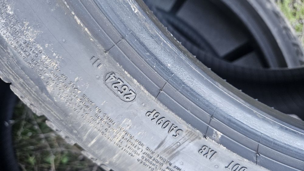 2бр гуми 255 45 19 дот 24 пирели