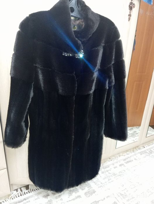 Продам шубу под норку