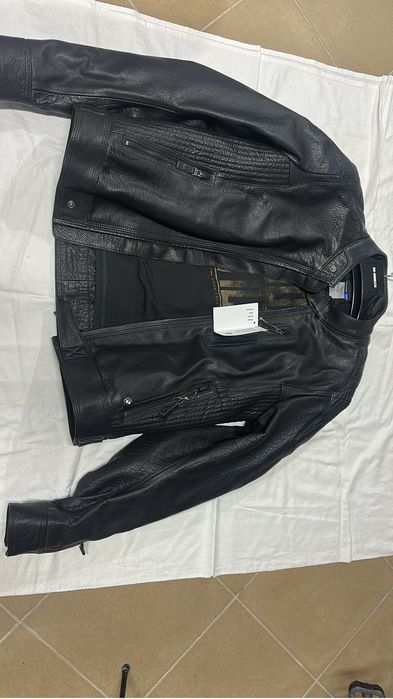Vand blugi de motocicleta