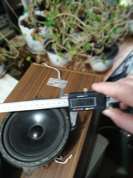 2 difuzoare medii 4ohmi