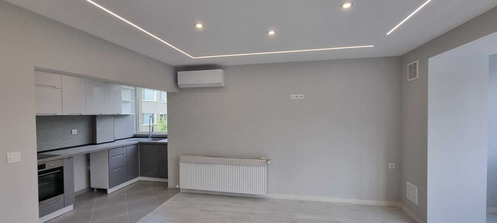 Продава се Тристаен апартамент в Разград, Възраждане - 76 кв.м за 2047 €/кв.м - Снимка #4