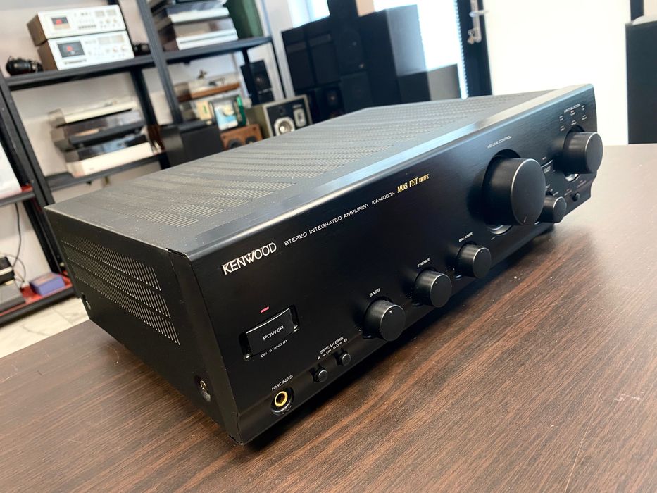 Качествен усилвател Kenwood