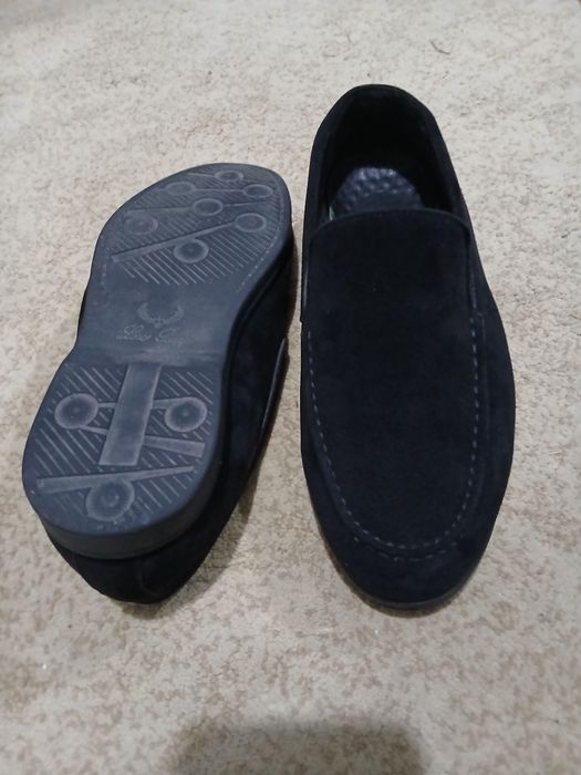 Продам туфли но они нормальные размер 38