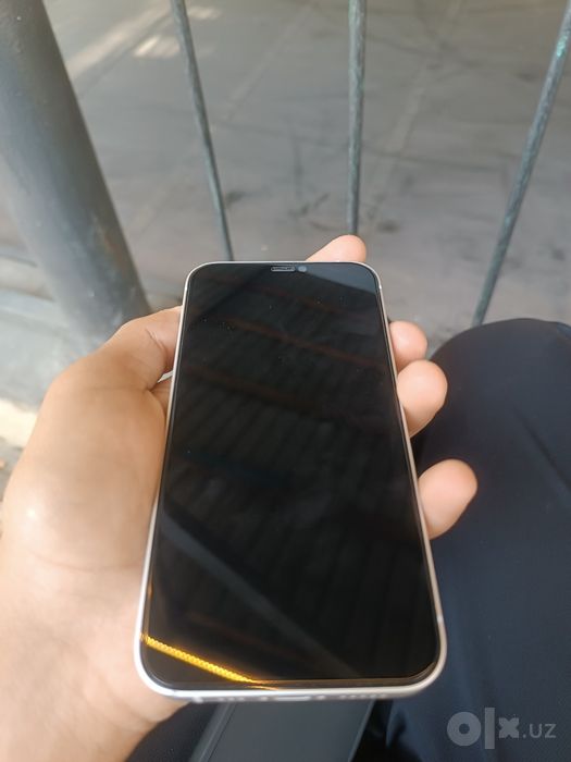 Iphone 12 oq rangda