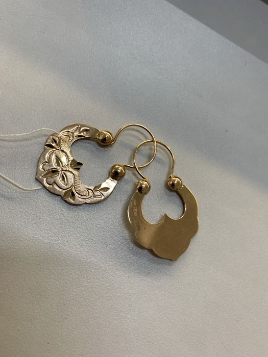 Золото серьги г.Астана