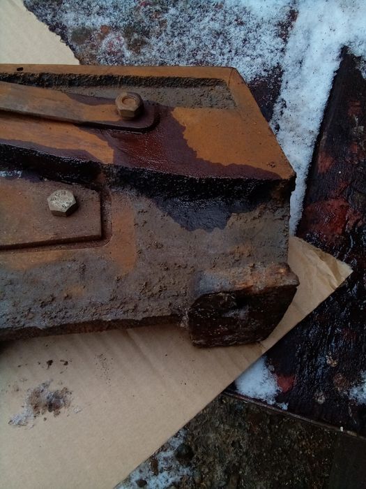 Продавам гилотина за рязане на ламарина