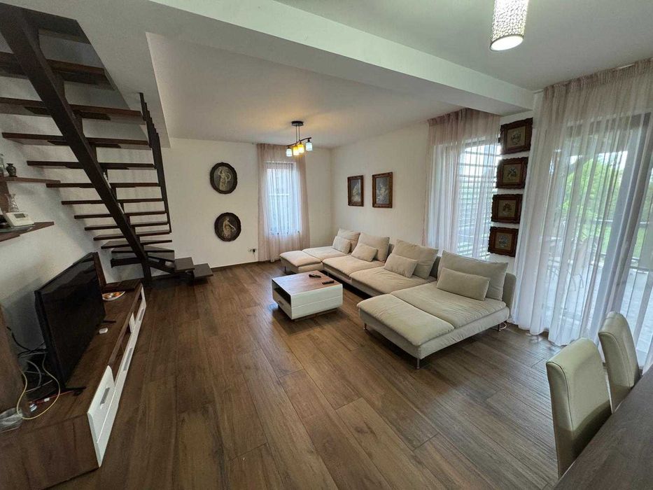 Închiriez casa in Săcălaz ideală pentru firma sau familii ( 180 mp) 8 locuri de parcare
