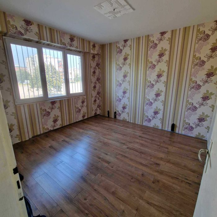 Продава се Тристаен апартамент в Димитровград - 86 кв.м за 653 €/кв.м - Снимка #10