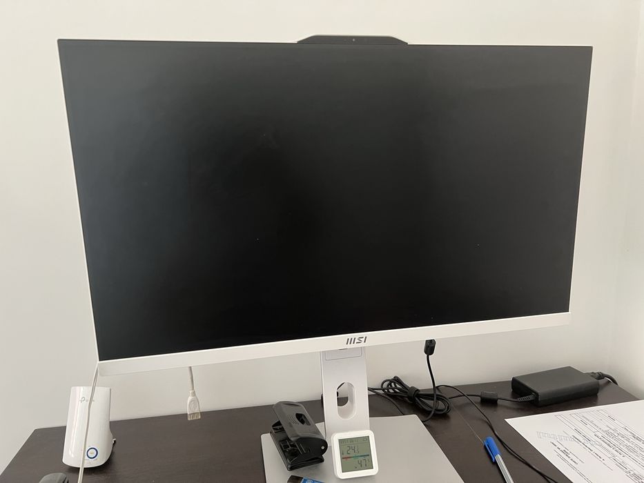 All-in-One 27 inch MSI Modern AM272 Alb, impecabil, ideal birou/home office".