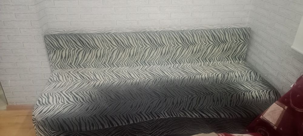 Тахта для спальни б/у