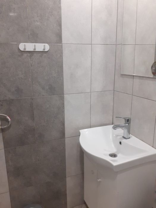 Дава се под наем Двустаен апартамент в Димитровград - 68 кв.м за 204 € - Снимка #2