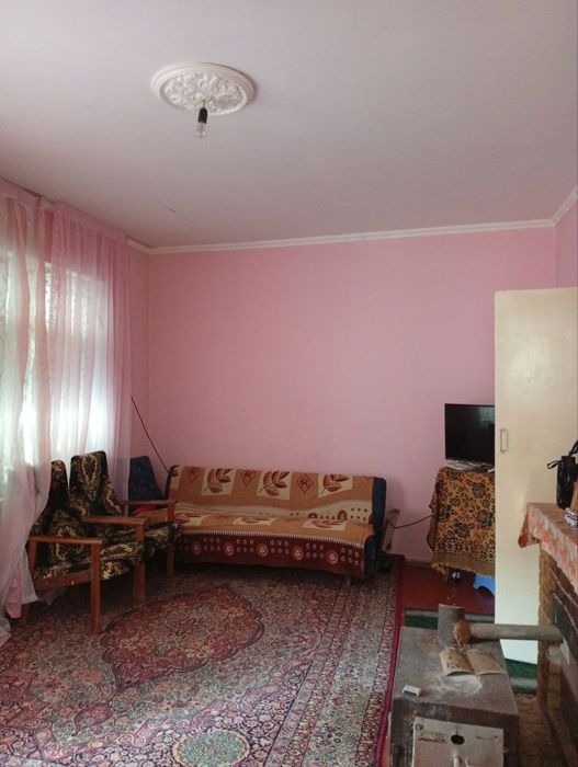 Dacha sotiladi Mayski