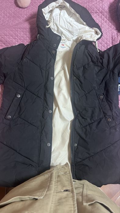 Продам куртку для девочки