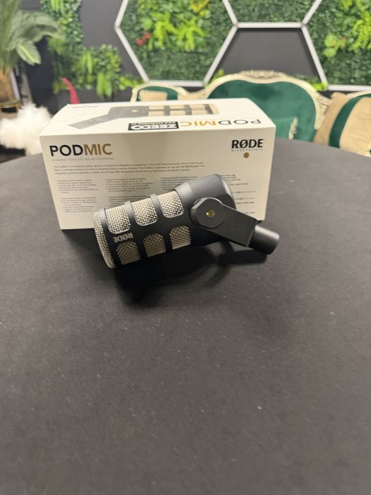 Microfon Podcast - RODE PODMIC