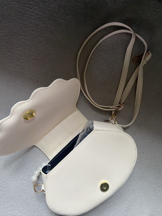 Дамски чанти shein mohito