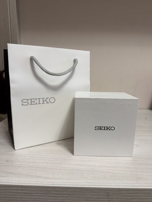 Seiko часовник (документи и кутия)