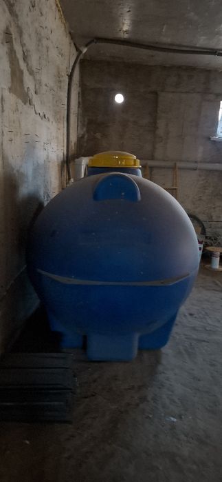 Пищевая бочка 2 куба