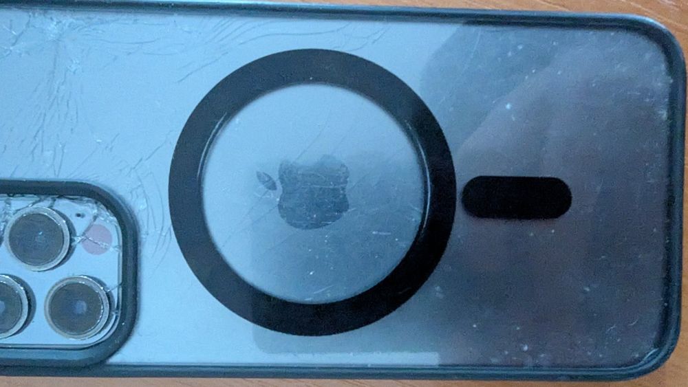 iPhone 12 pro bun