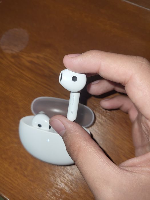 Продам OPPO Enco Air2