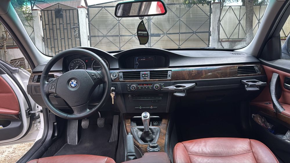 BMW 3 Series 0 — imagine 4