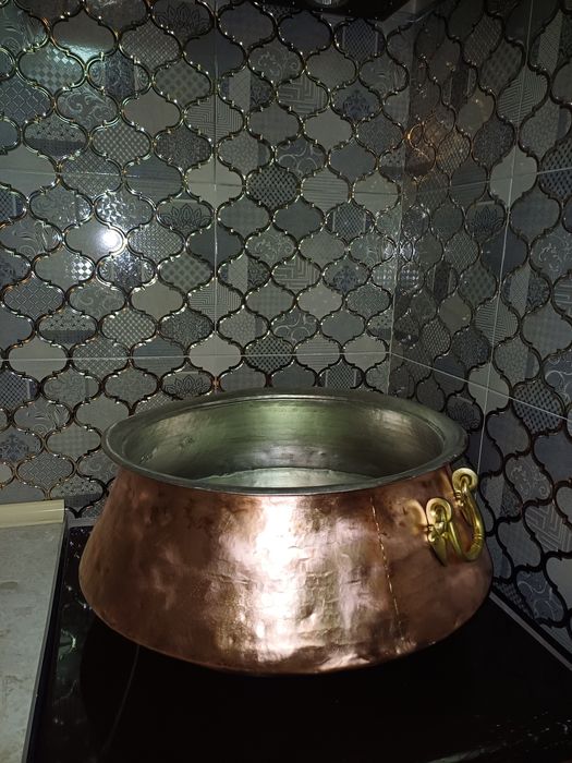 Мис козон сотилади Медний казан