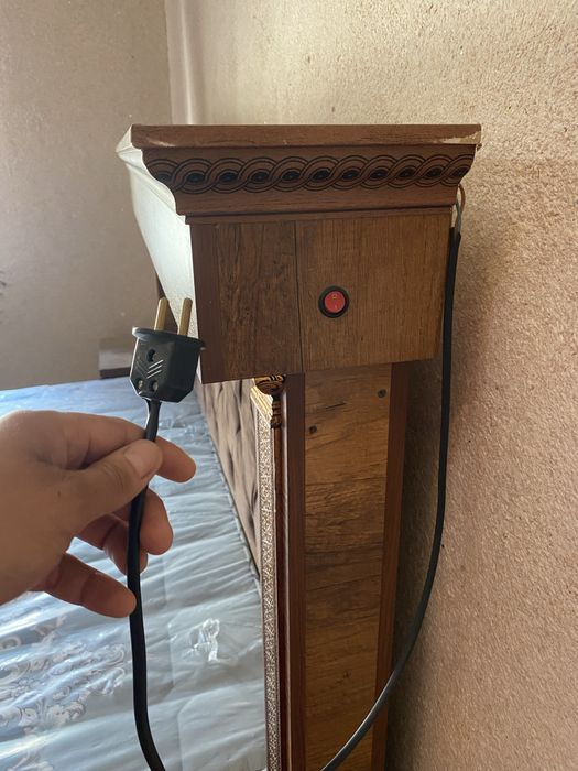 Срочно продаю спальный гарнитур