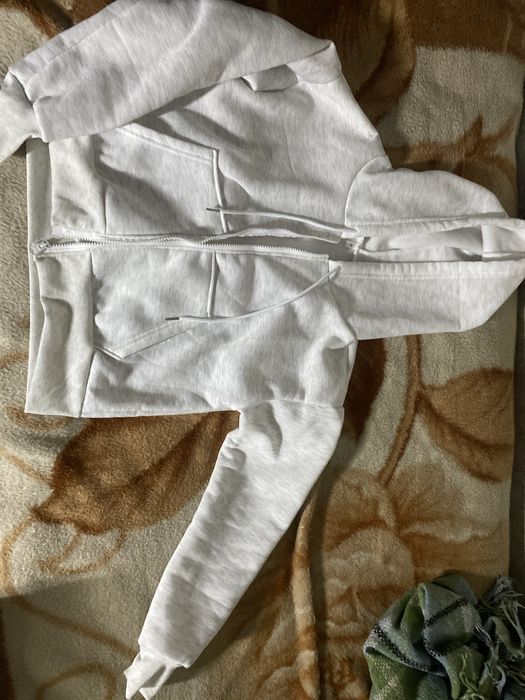 Худи с молнией размер M