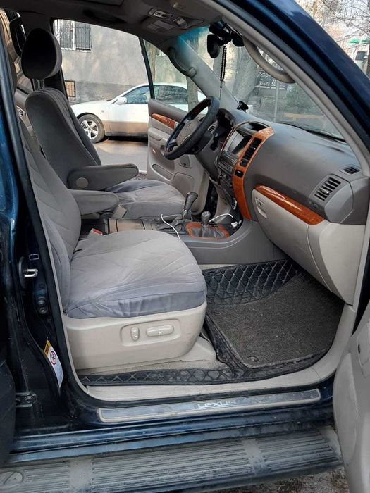 хороший автомобиль продам