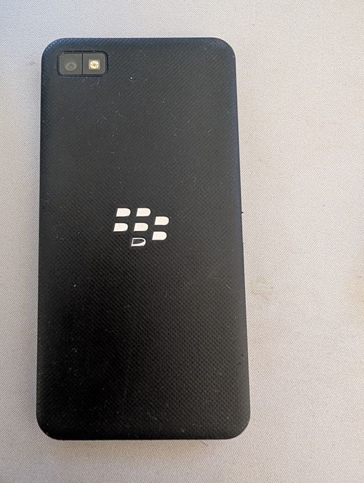 BlackBerry Z10 – Negru – Stare Excelentă / Colecție