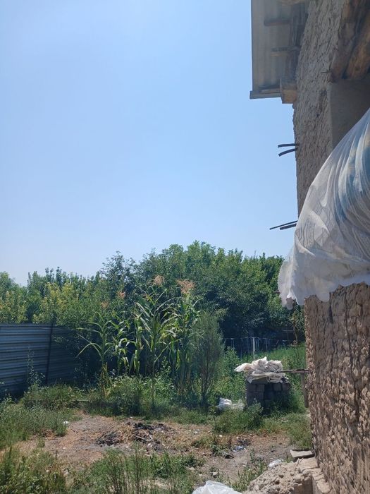 Yer uchastka sotiladi