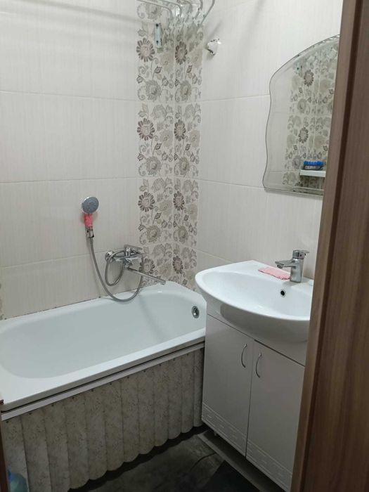 продам 2 ком квартиру на Океане