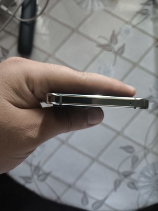 Продаю Samsung Galaxy Z Flip 5