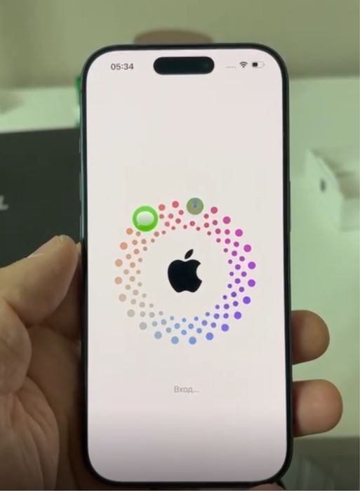 Айфон 17 черный всего 3 месяца